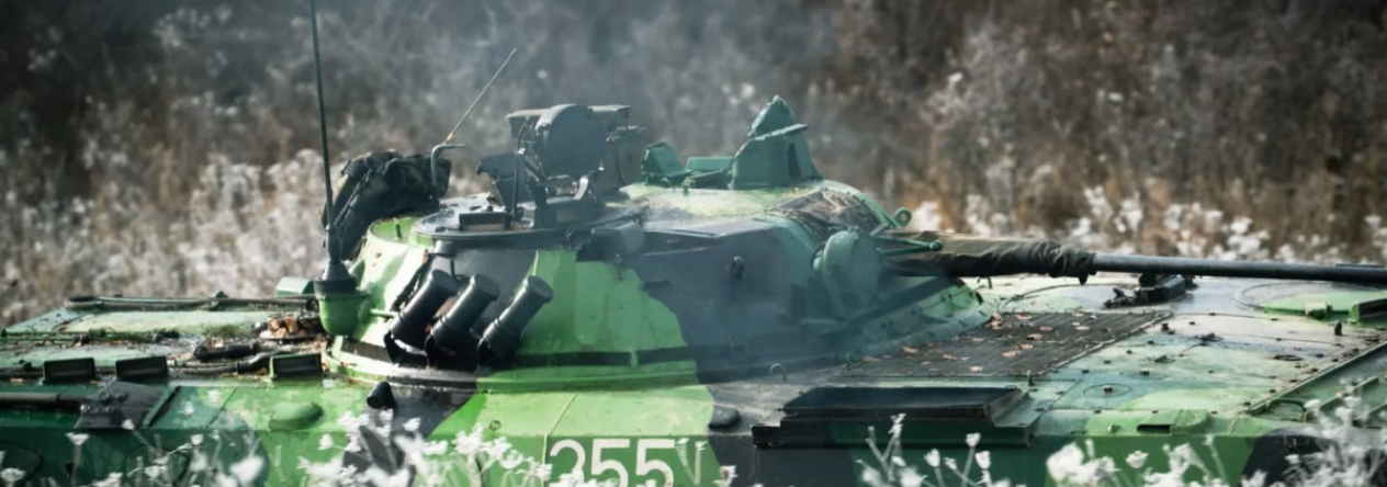 BVP-2 ve výcvikovém prostoru