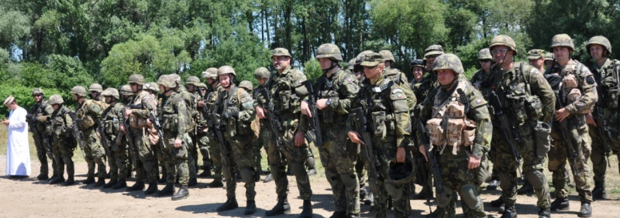 vycvik_bojovych_drilu_5._sr_baf_uu_acr_rs_01.jpg