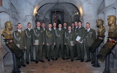 7-kurz-absolvovalo-13-prislusniku-acr_2.jpg