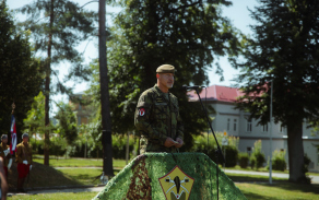slavnosntí nástup