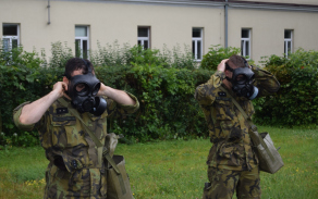 2	Následoval povel PLYN!