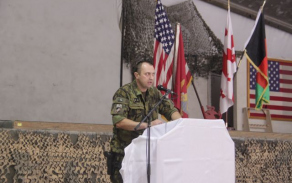 Zástupce náčelníka štábu velitelství mise Resolute Support pplk. Hynek P. 