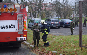 Velitel zásahu dostává podrobné informace