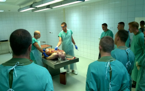 Reálné seznámení s lidským tělem