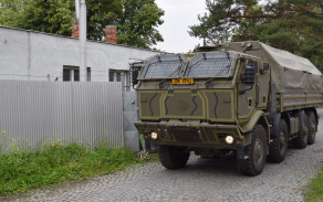 První Tatra 815 PRAM opouští hranická kasárna